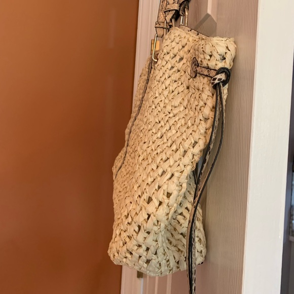 Vince Camuto Rafia Straw Large Bag (Tote) Shoulder Bag Faria Tote NWT - Picture 7 of 12